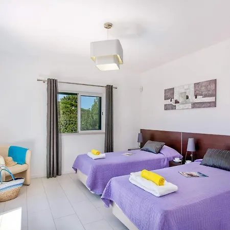 Sandra Villa Albufeira